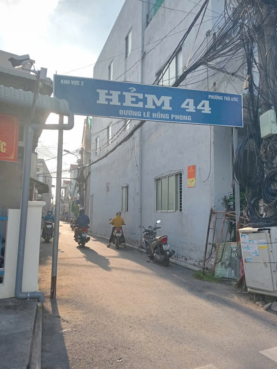 12636471198302705745