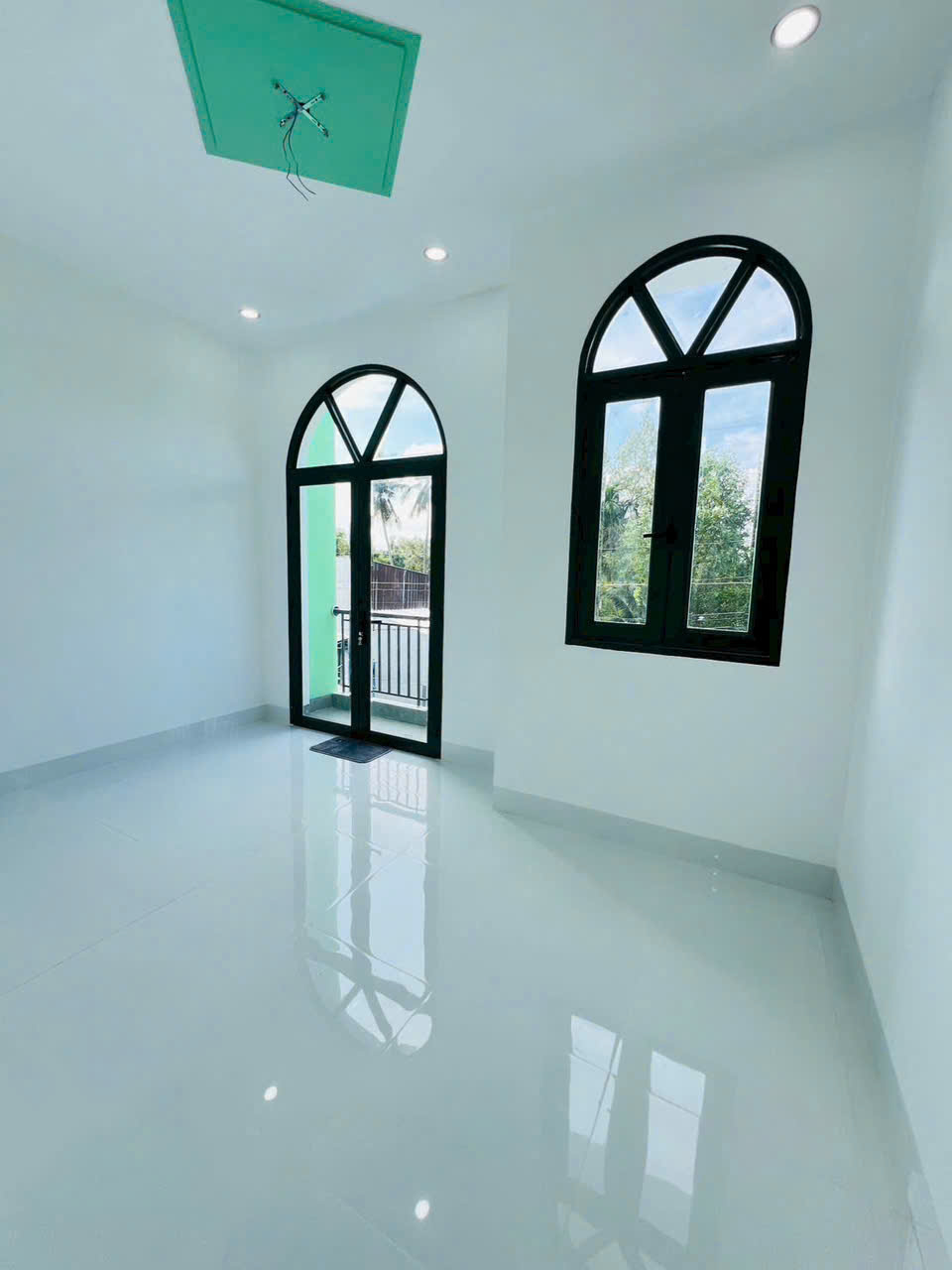 ban-nha-moi-dep-full-noi-that (10)