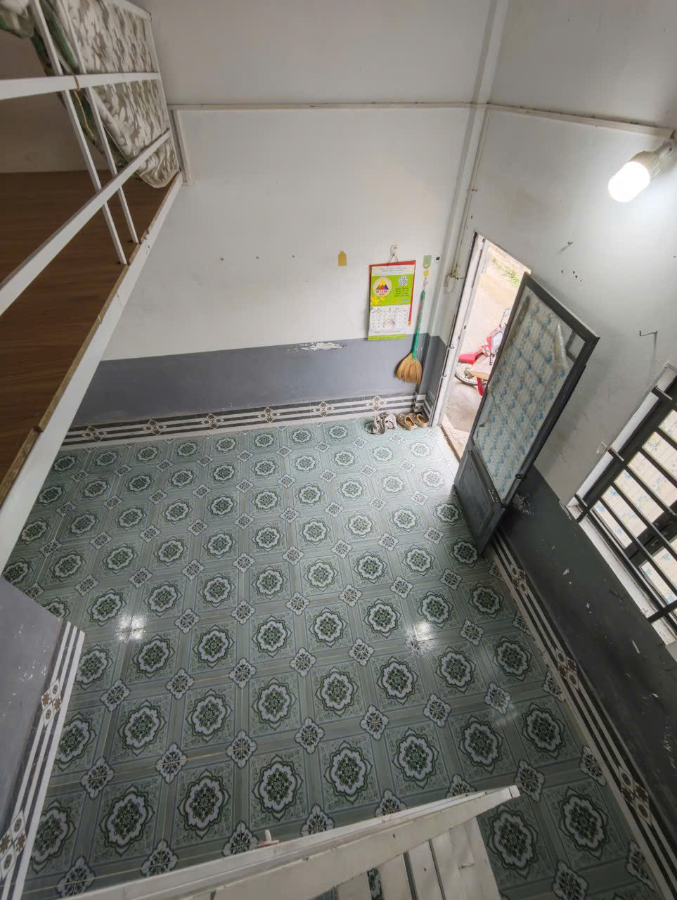 cho-thue-phong-tro-1.8-trieu-duong-ho-bun-xang (7)