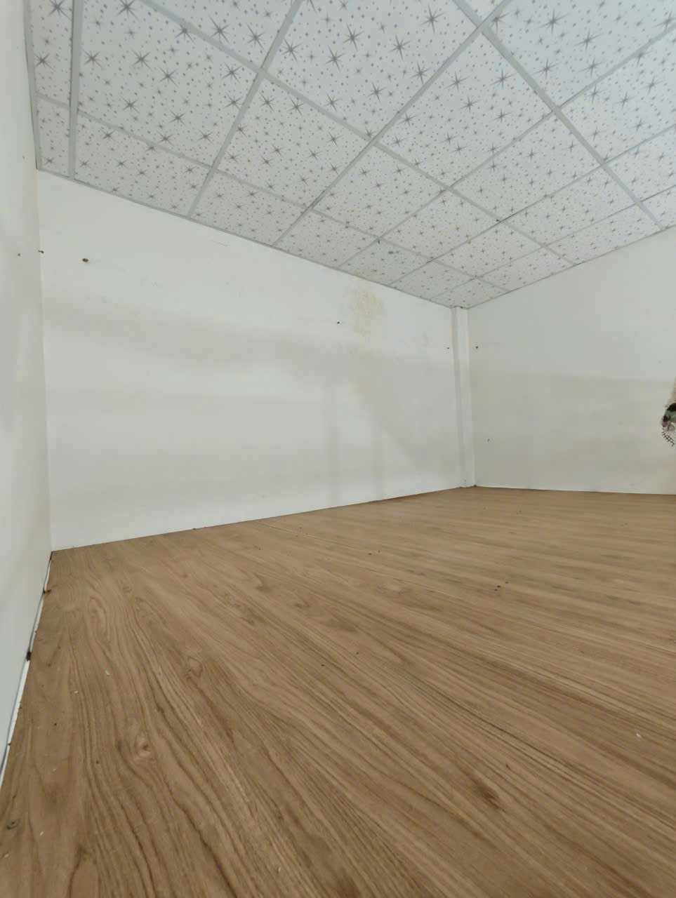 cho-thue-phong-tro-1.8-trieu-duong-ho-bun-xang (9)