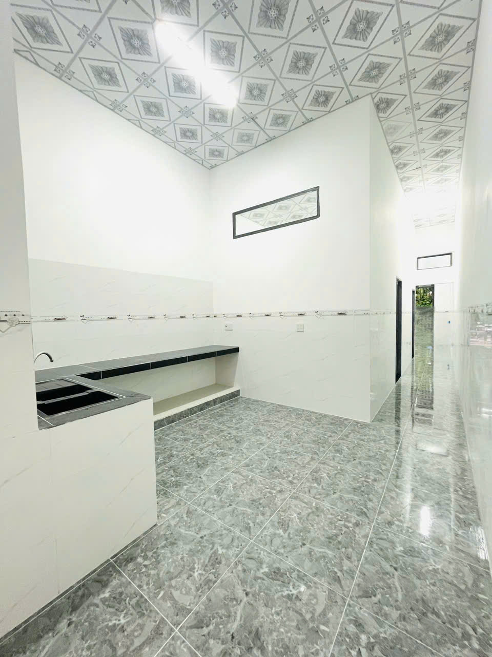 17413805053813187427