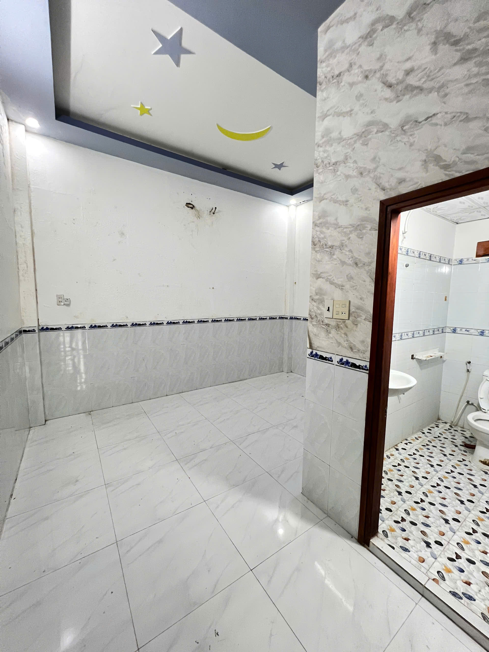 207533693131208443361