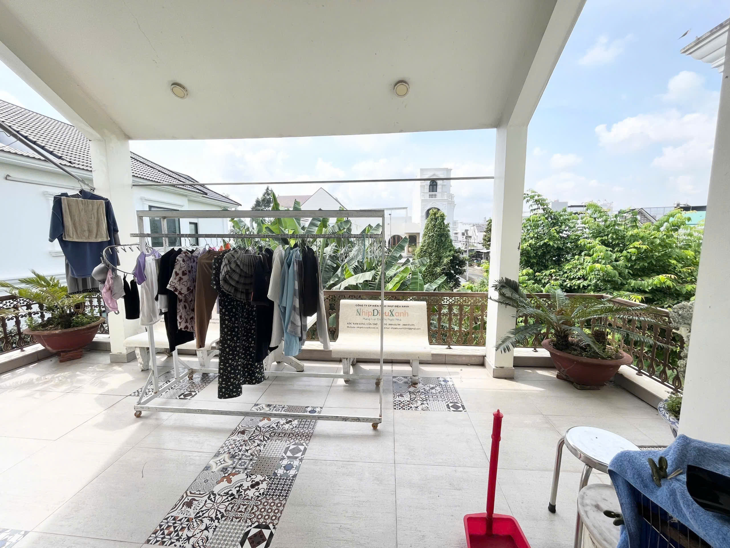 26bd251a4323cf7d963212