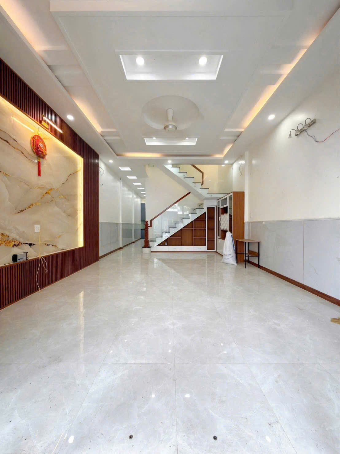 297258598390275279780