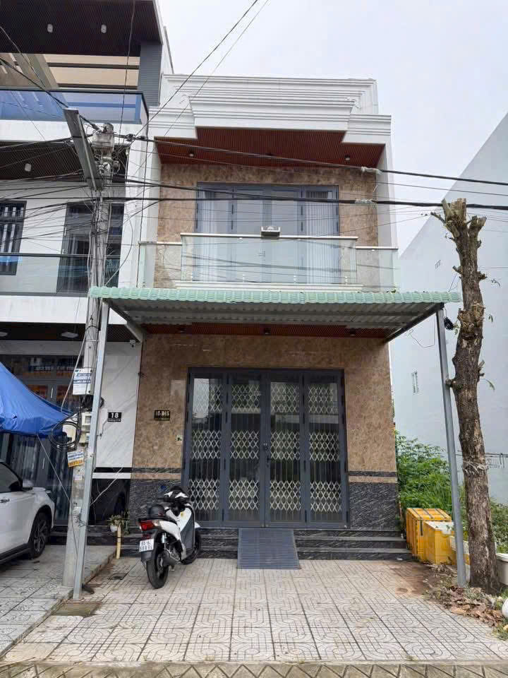 33483203268744765473