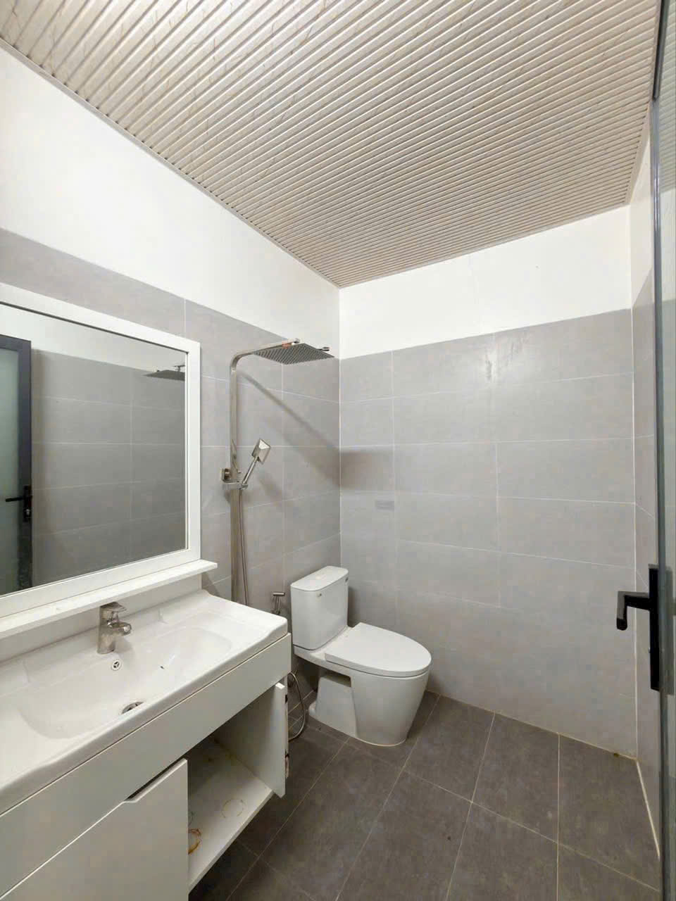 33483203268744765474