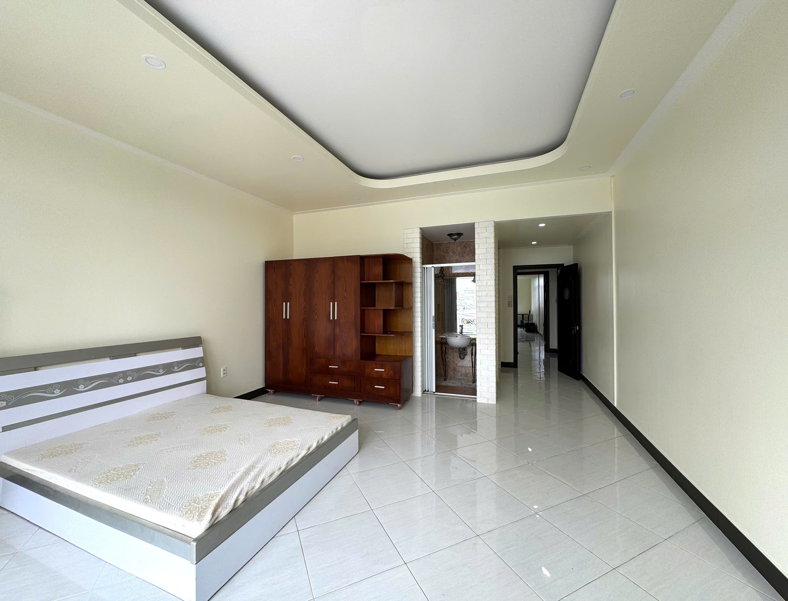 408499613325344716558