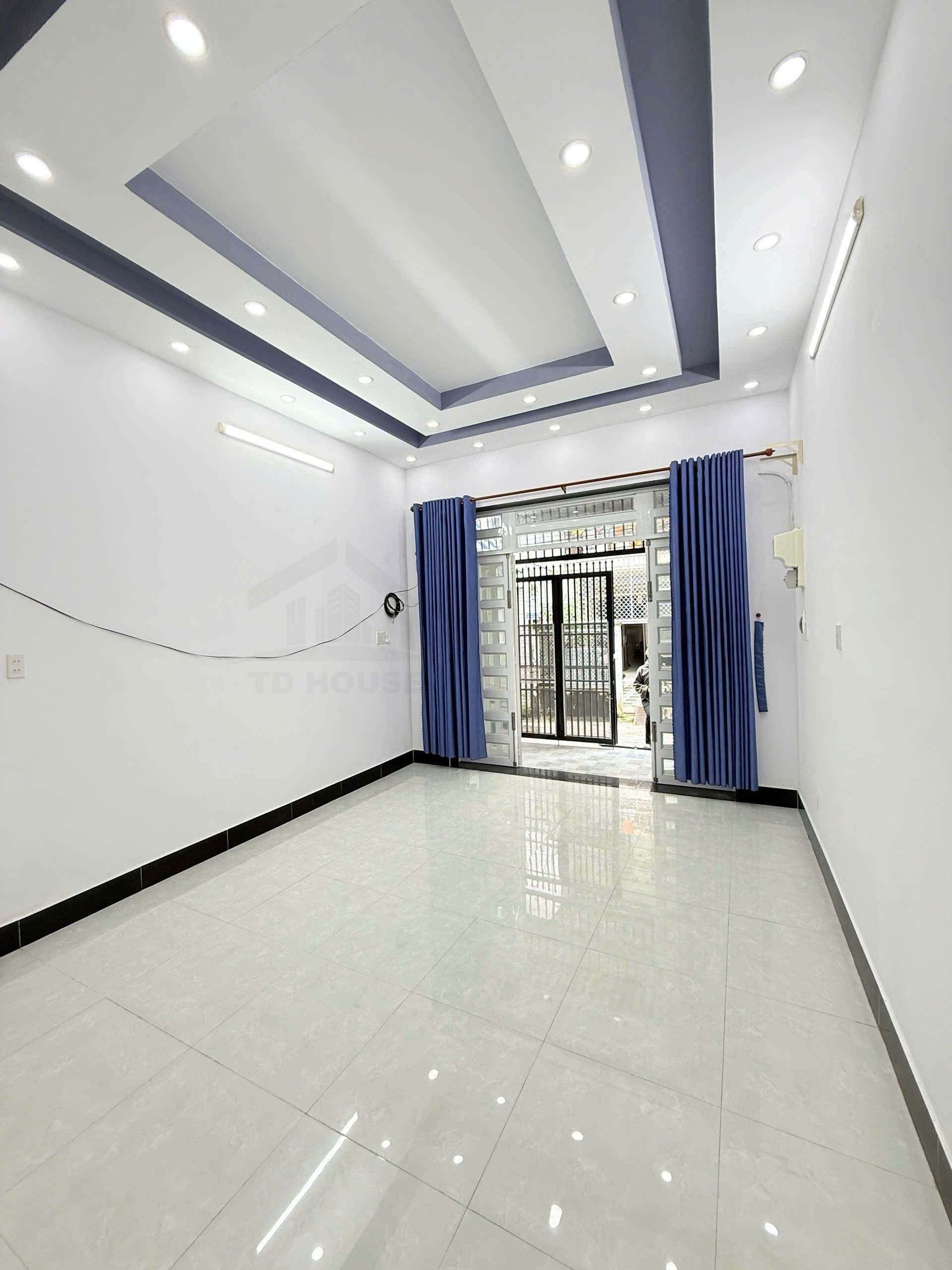 45740908510764678775