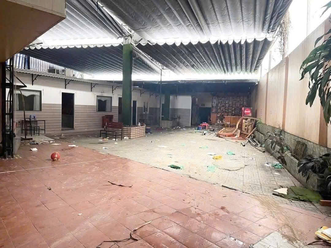 7335636e2aaba6f5ffba32