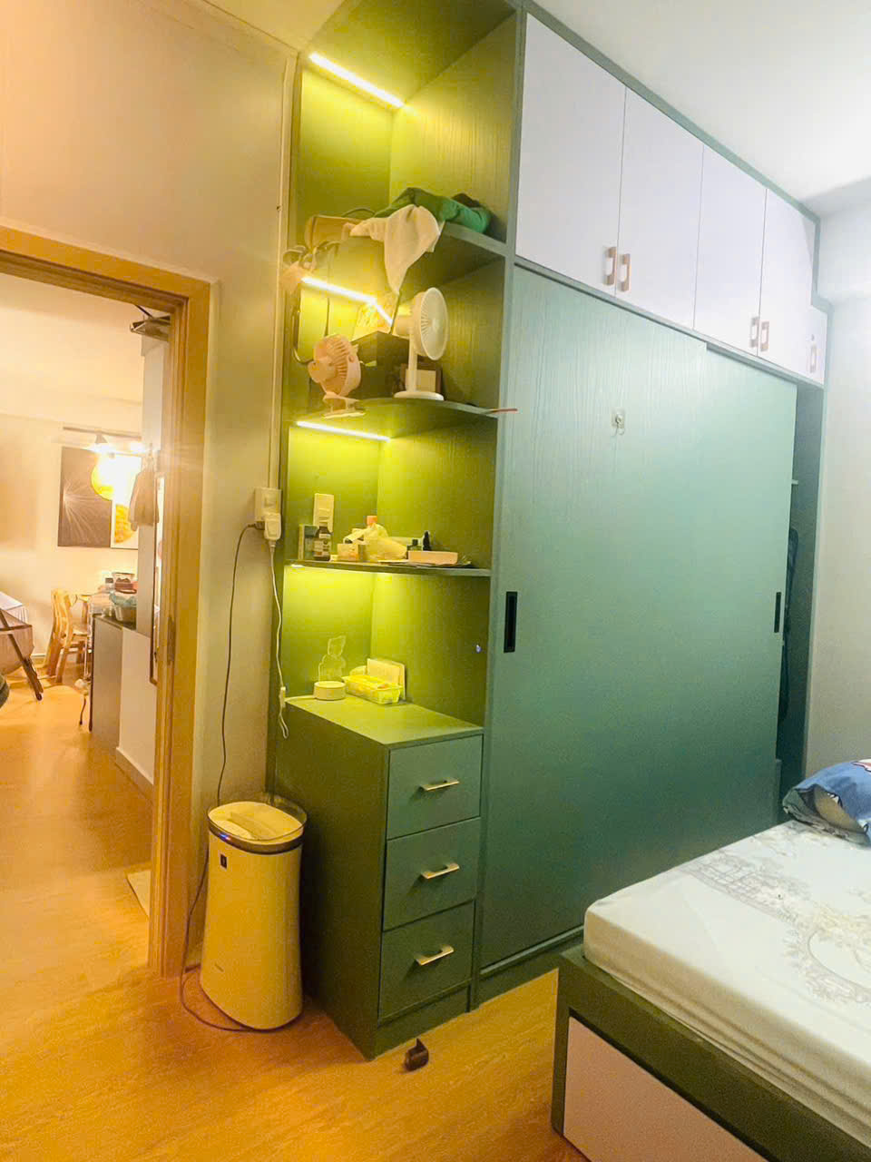 eb73cdc9f2e27ebc27f37