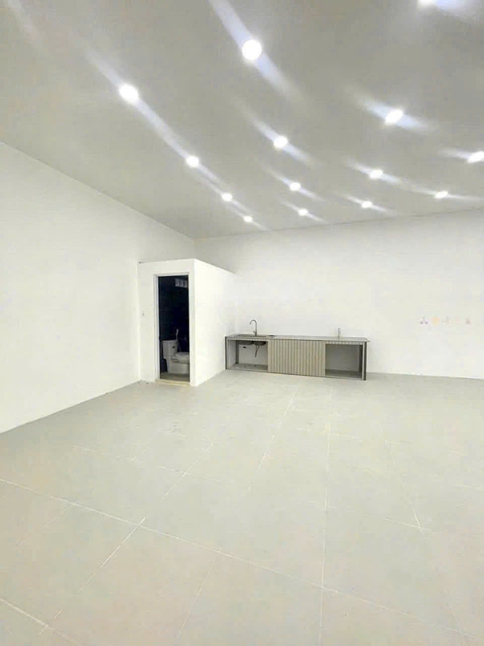 f8ed99924490c8ce918131